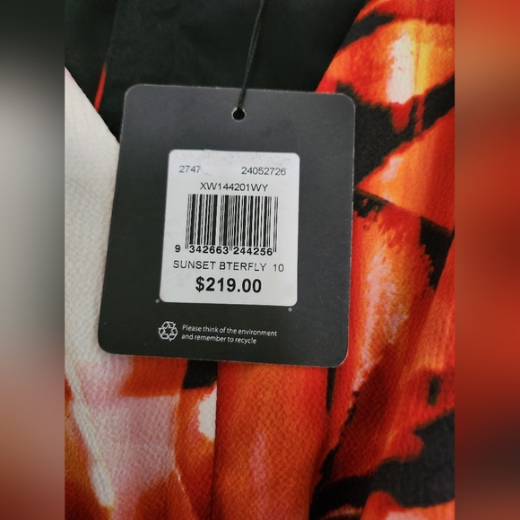 Wayne Cooper Dress - Picture 5 of 5